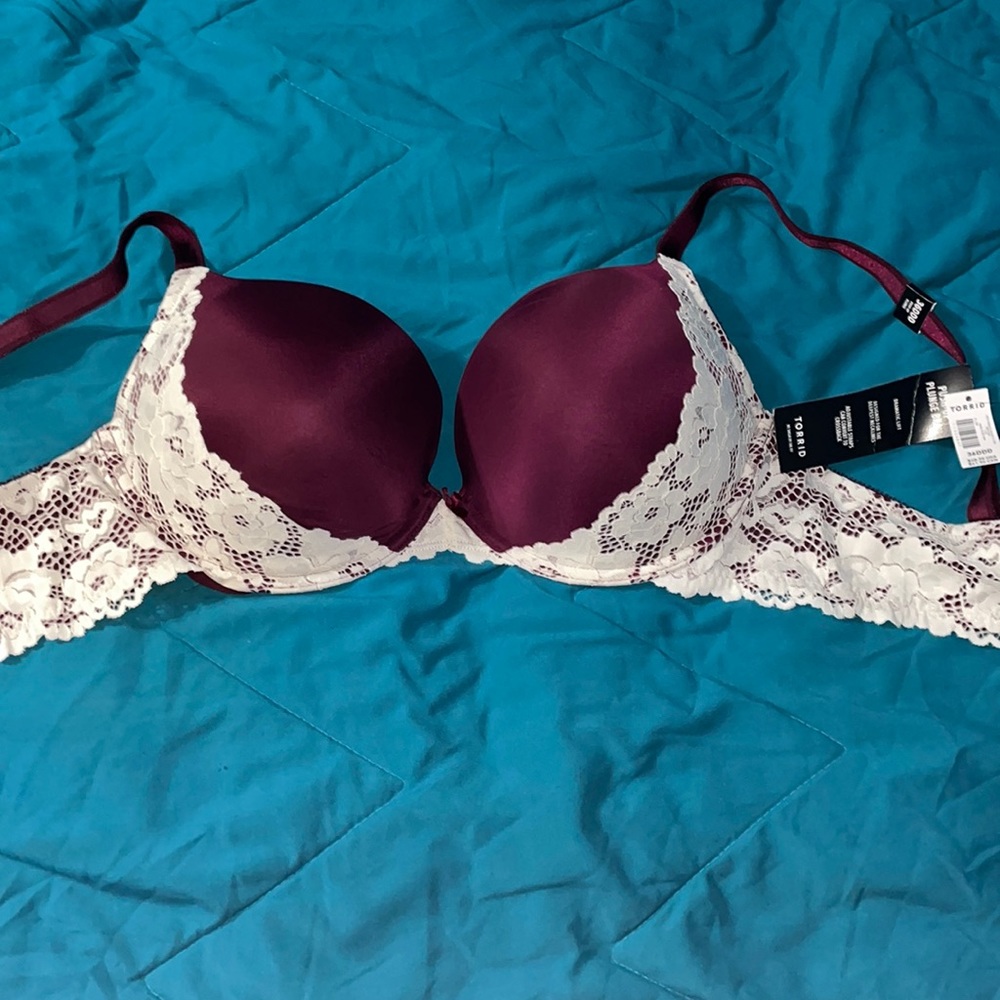 Torrid Push Up Plunge Bra 36DDD triple hook